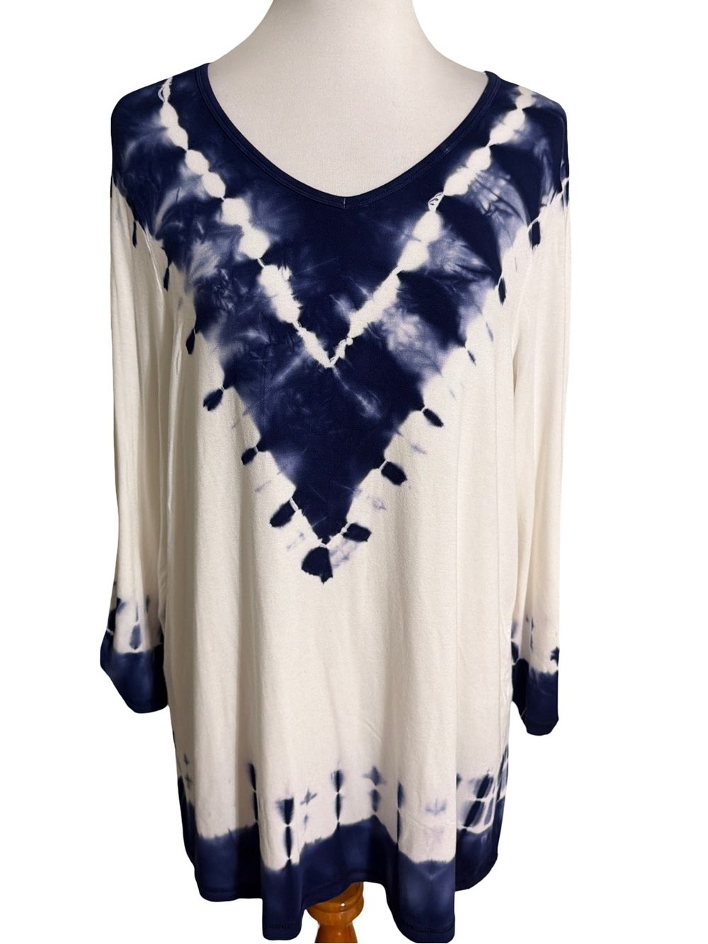 Chico's Navy & White Tie-Dye V-Neck Tunic
